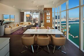 Beach Rotana Residences