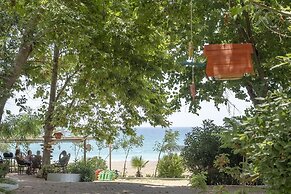 Naz Beach Bungalow