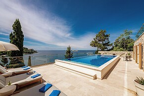 Villa Malo More