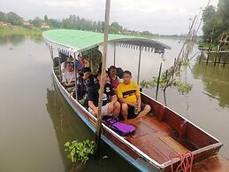 Lom Choi Home Stay Ayutthaya - Hostel