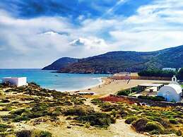 Mykonian Breeze