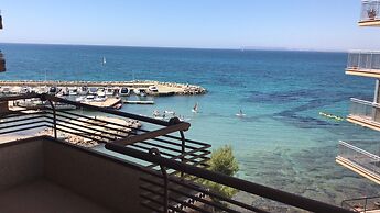 First Line Beach Apartment Alicante