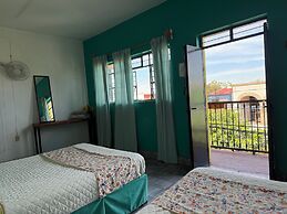 Casa de los Soles B&B Hostel