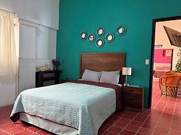 Casa de los Soles B&B Hostel