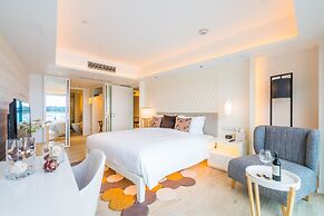 The Pier Hotel
