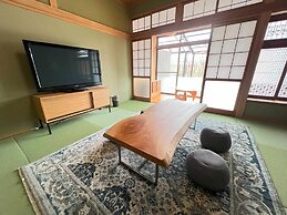 Assi House