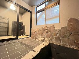 Assi House