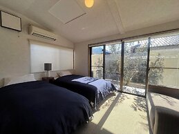Assi House