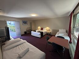 Ringwood Lake Inn