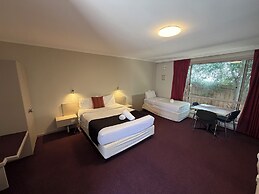 Ringwood Lake Inn