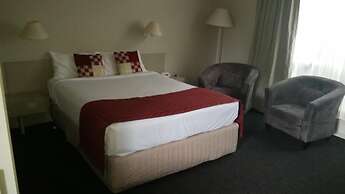 Ringwood Lake Inn