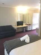 Ringwood Lake Inn