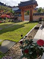 Hanok Hyeyum