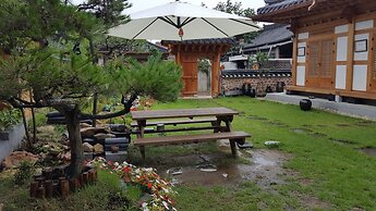 Hanok Hyeyum