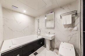 Hotel Plum