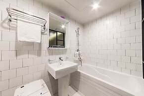 Hotel Plum