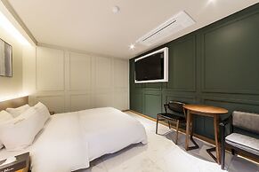 Hotel Plum