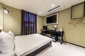 Hotel Plum