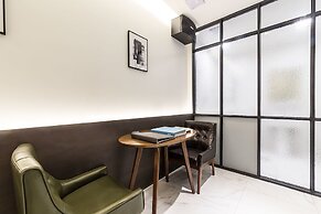 Hotel Plum