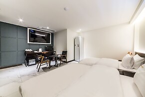Hotel Plum