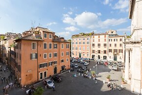 Piazza Navona-Coronari House