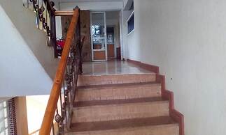 Rose House Hotel