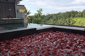 Ayuterra Resort