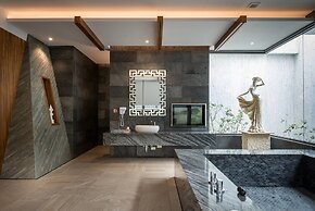 Icolour Villa