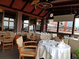 Metoxi Hotel
