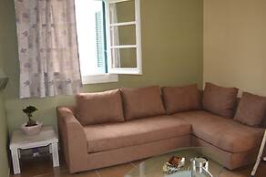 Mel's Apartments