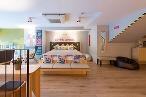Yeah Barcelona Hostel