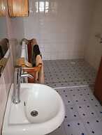 Narasha Guest House