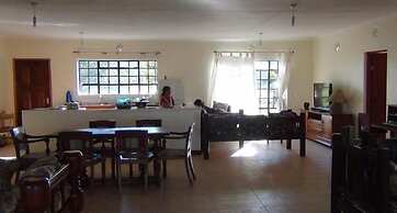 Narasha Guest House