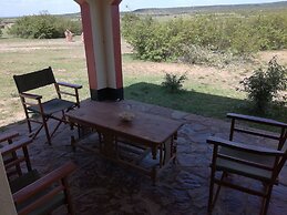 Narasha Guest House