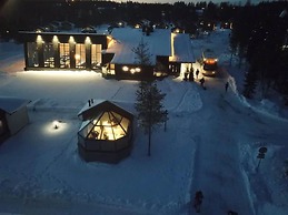Santa's Igloos Arctic Circle