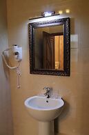 Hotel ANI