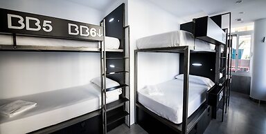 Bea Beach Hostel