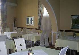 Hotel Lovcen