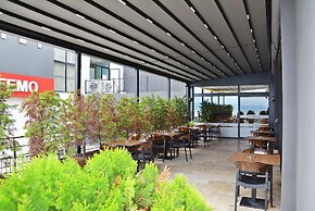 61 Park Hotel