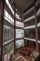 Grand Astra Hotel