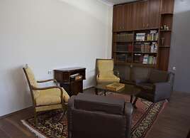 Grand Astra Hotel