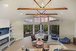Pinnacle Villa