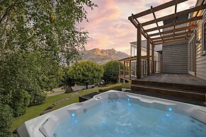 Pinnacle Villa