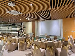 D Arc Hotel