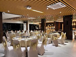 D Arc Hotel