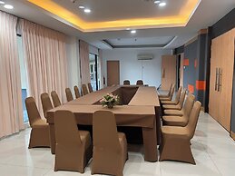 D Arc Hotel
