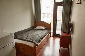Hotel Guest 145