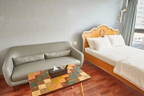 Hotel Guest 145