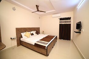 Hotel Bhavani Grand