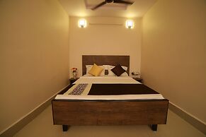 Hotel Bhavani Grand